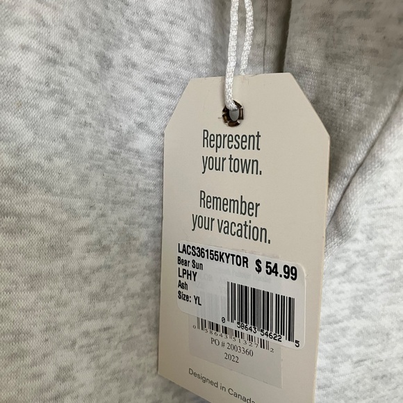 Canada Sweatshirt/ Hoodie - Picture 3 of 5